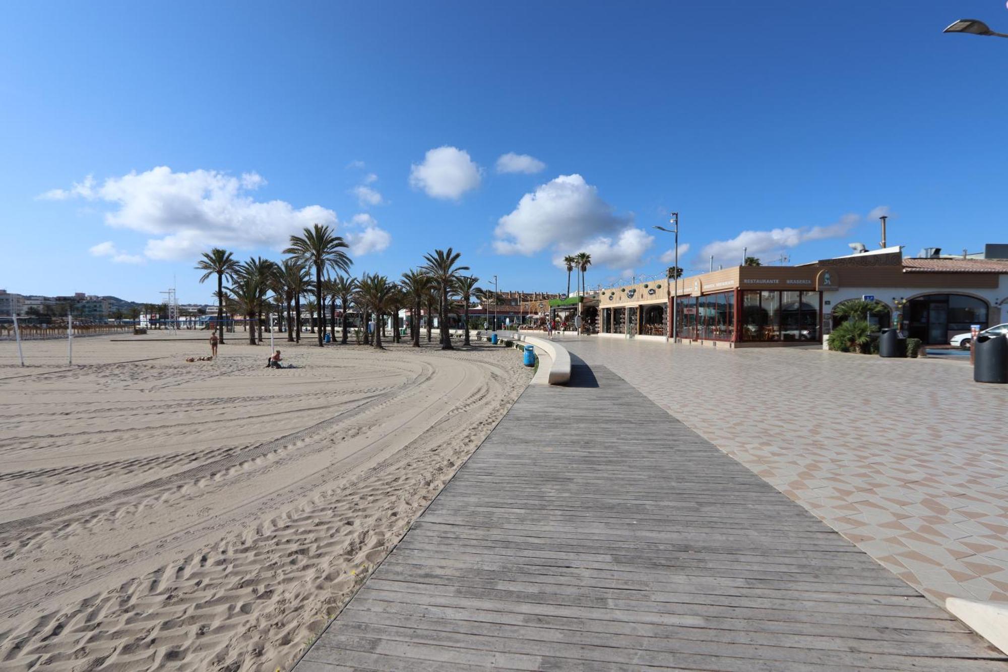 A Un Paso Del Mar Con Servicios Y Piscina Jávea Kültér fotó